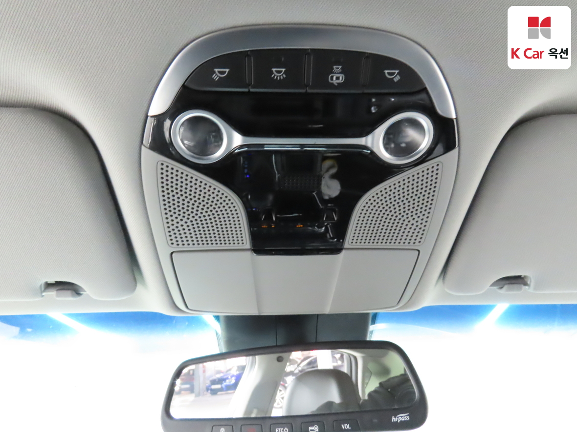 Hyundai AZERA 2019 - Image 12