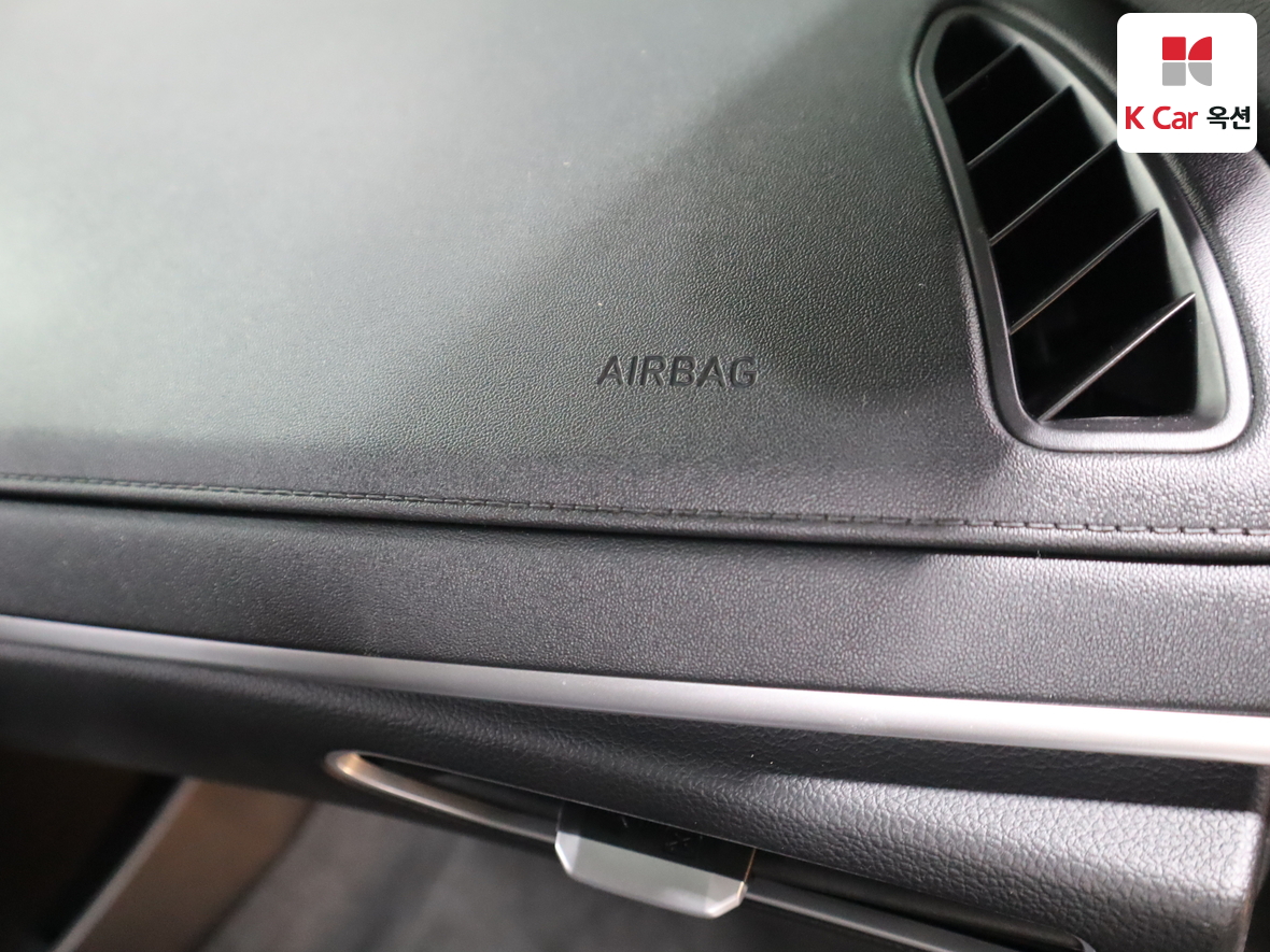 Hyundai Sonata 2021 - Image 28