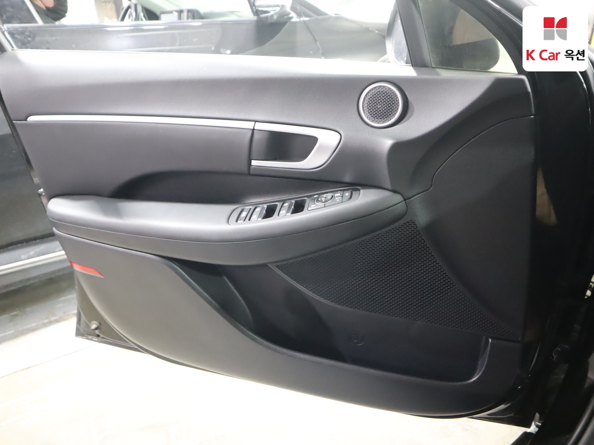 Hyundai Sonata 2021 - Image 8