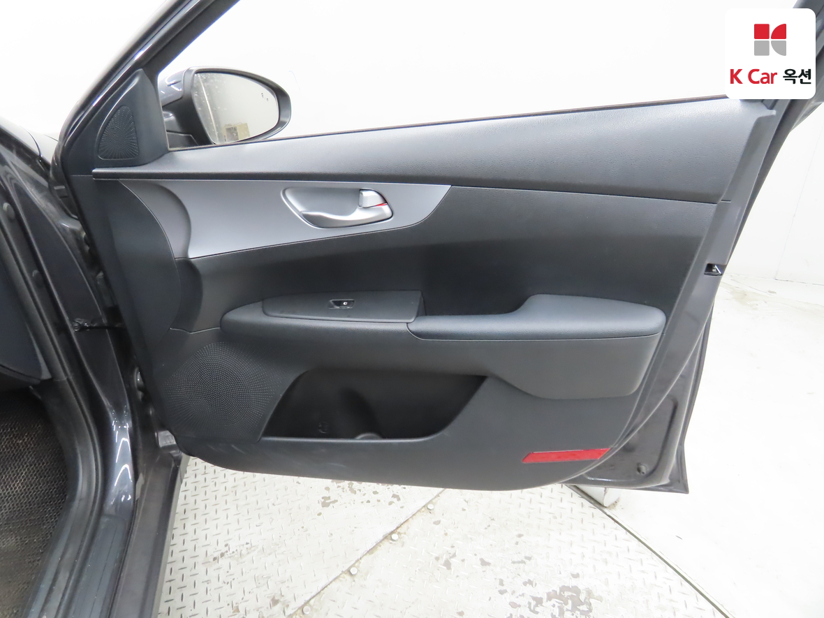 كيا K3 2022 - صورة 28