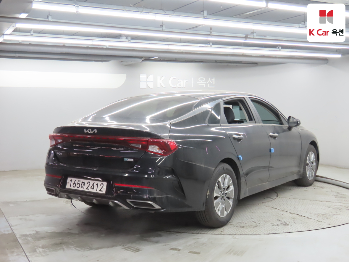 Kia K5 2022 - Image 2