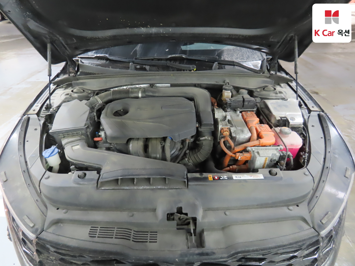 Kia K5 2022 - Image 32