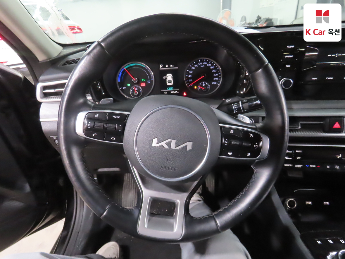 Kia K5 2022 - Image 10