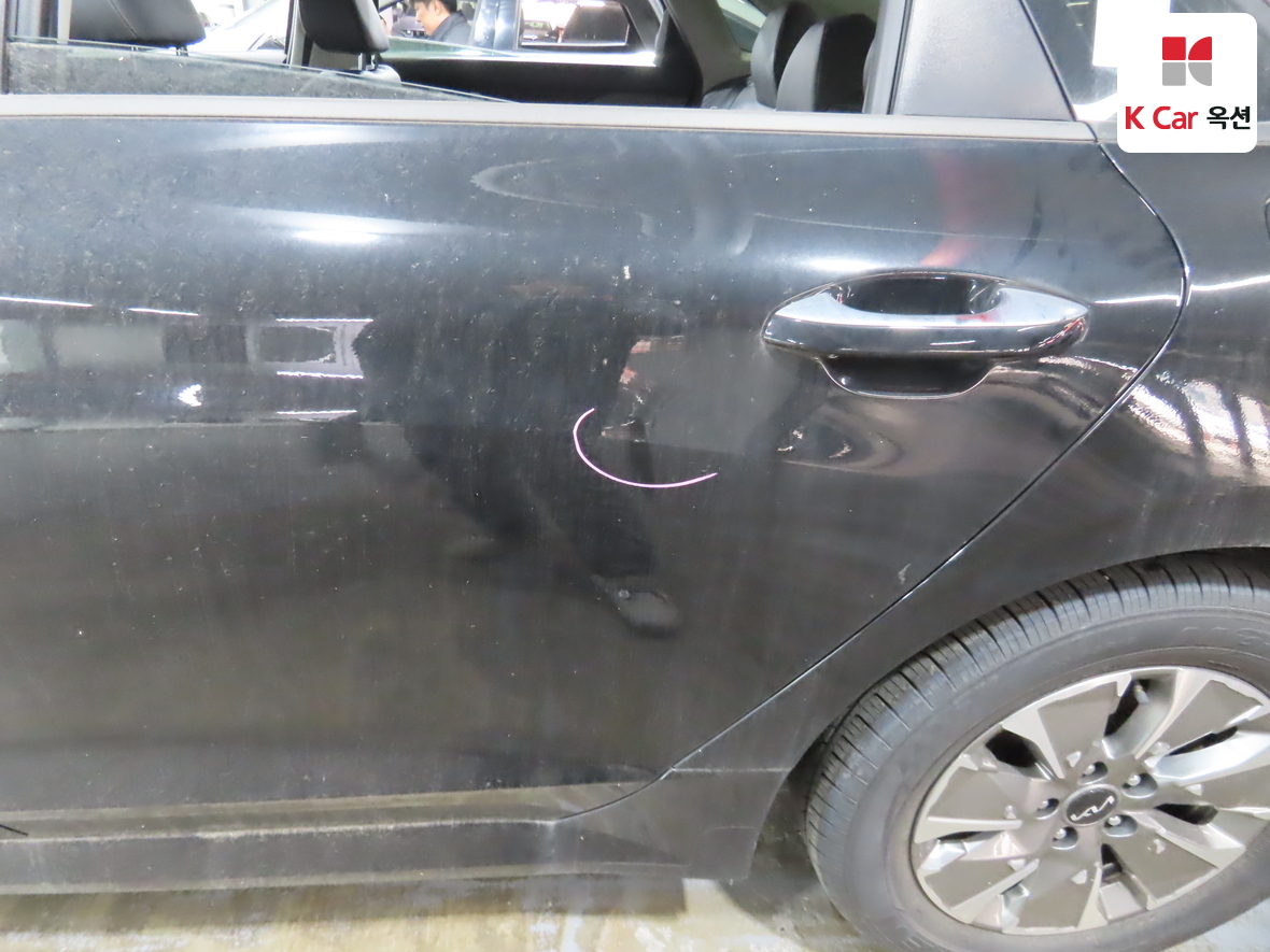 Kia K5 2022 - Image 36