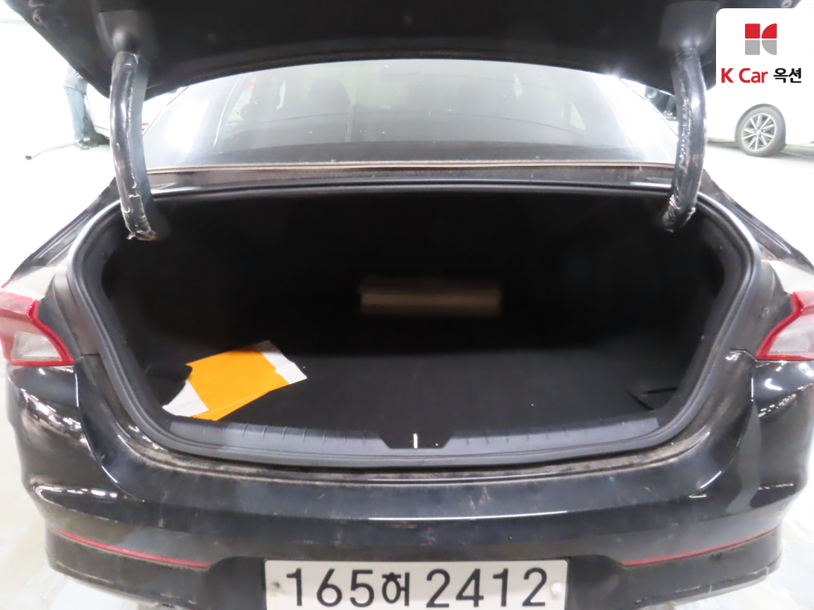 Kia K5 2022 - Image 25