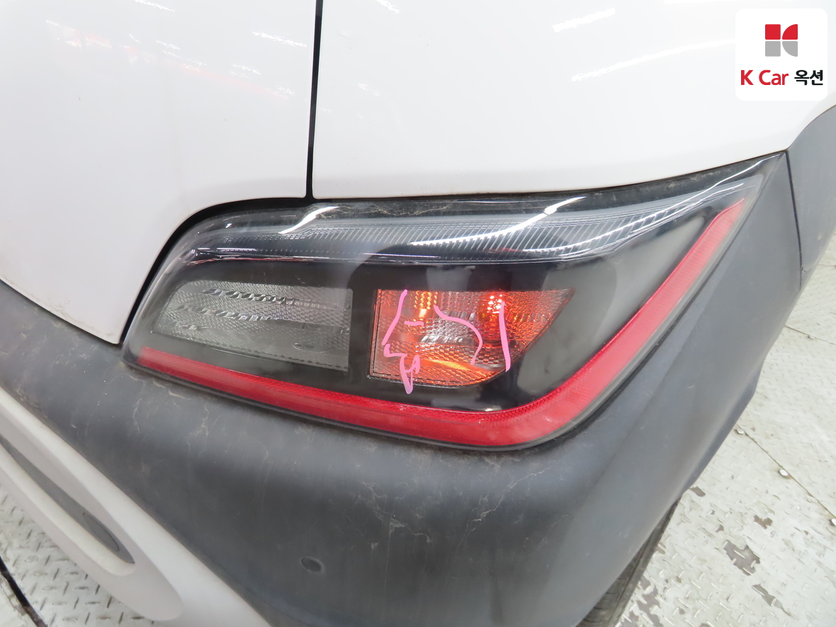 Hyundai Kona 2021 - Image 38