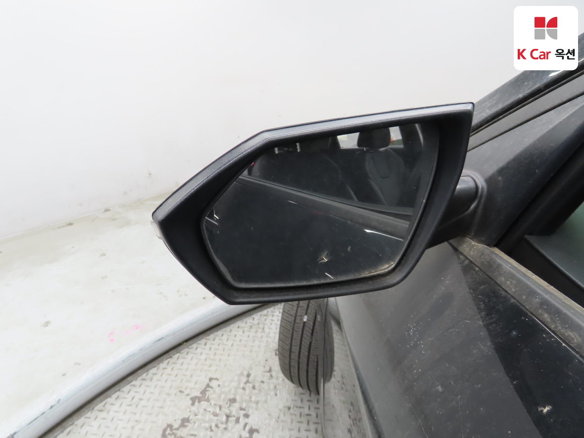 Hyundai Elantra 2021 - Image 22