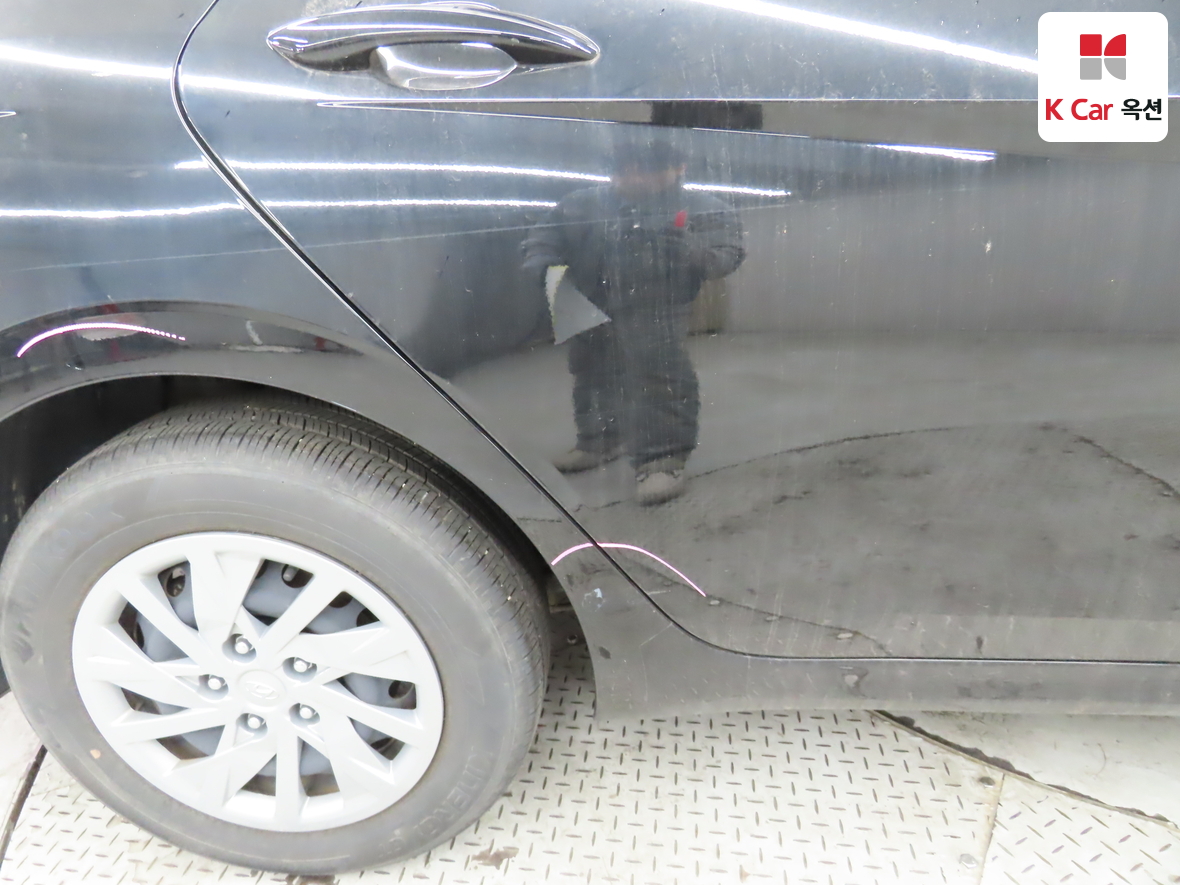 Hyundai Elantra 2021 - Image 39