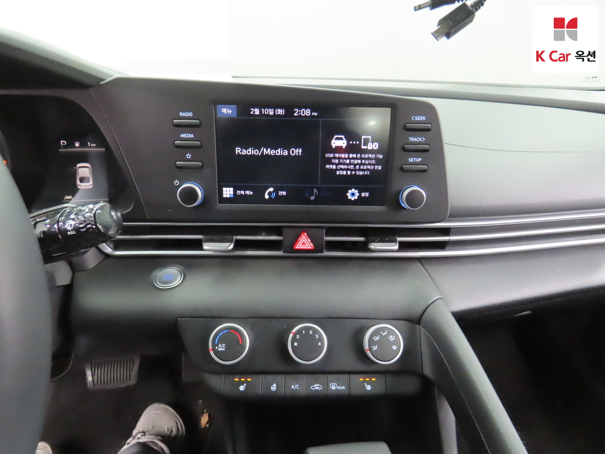Hyundai Elantra 2021 - Image 6