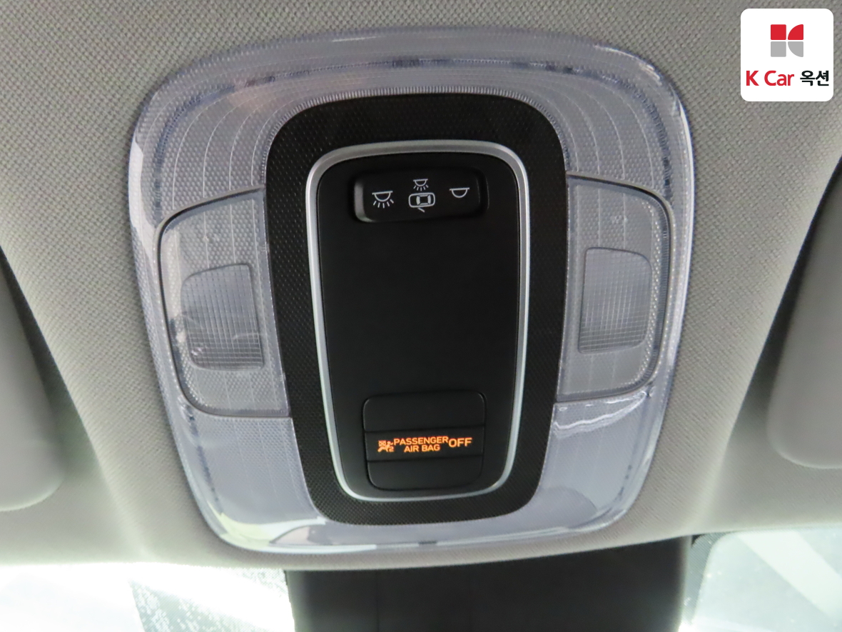 Hyundai Elantra 2021 - Image 12