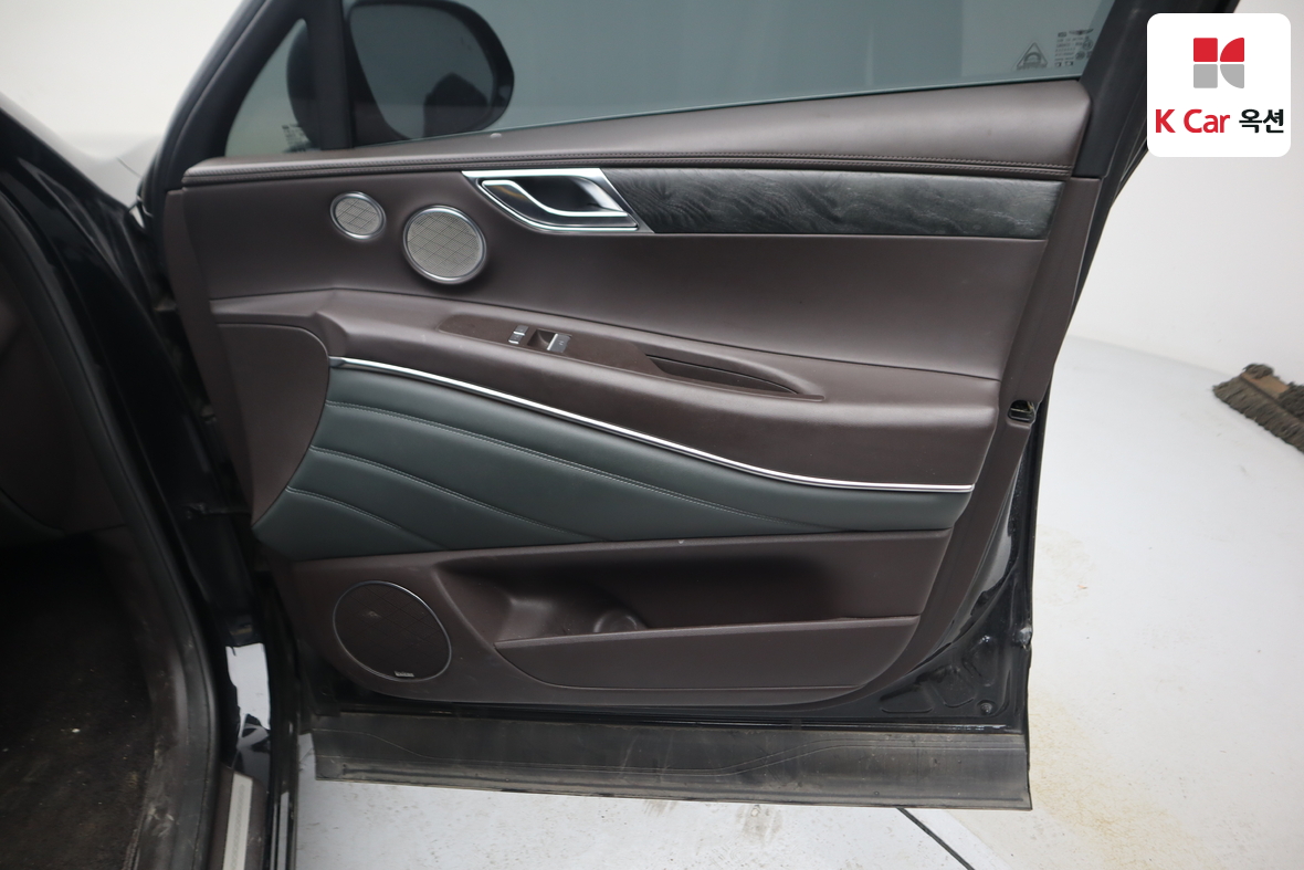 Genesis GV80 2021 - Image 35