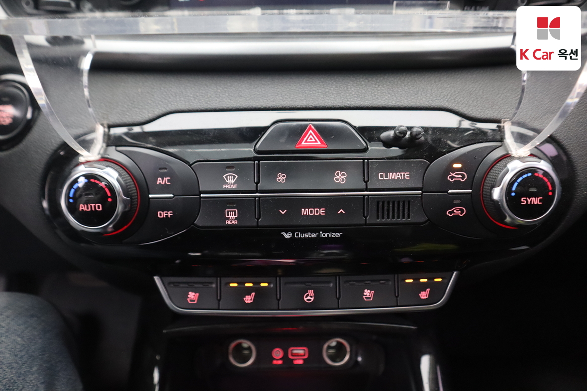 كيا سورينتو 2015 - صورة 15