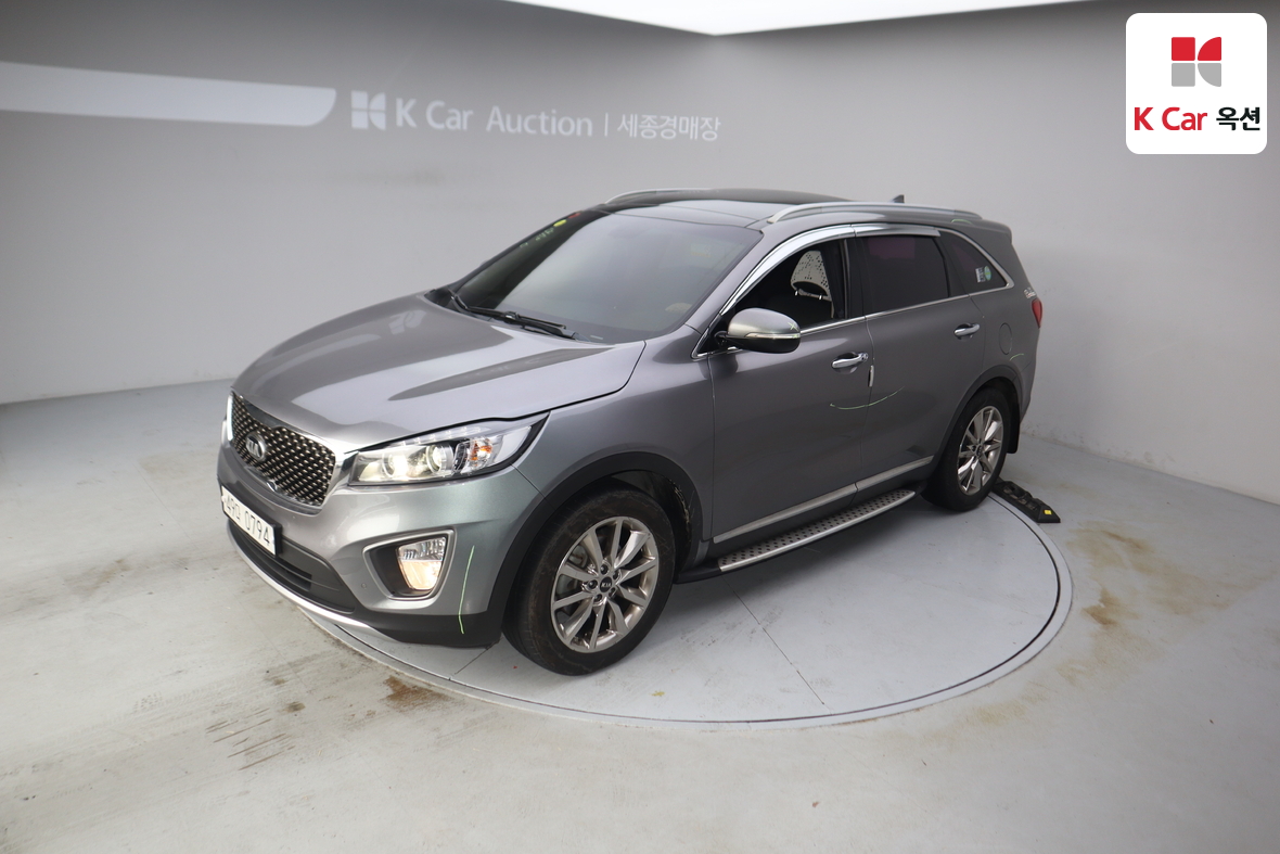 كيا سورينتو 2015 - صورة 1