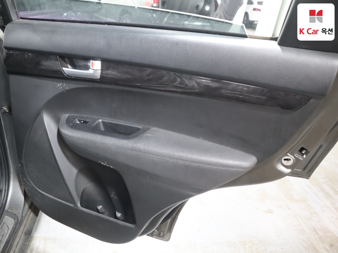 كيا سورينتو 2013 - صورة 29