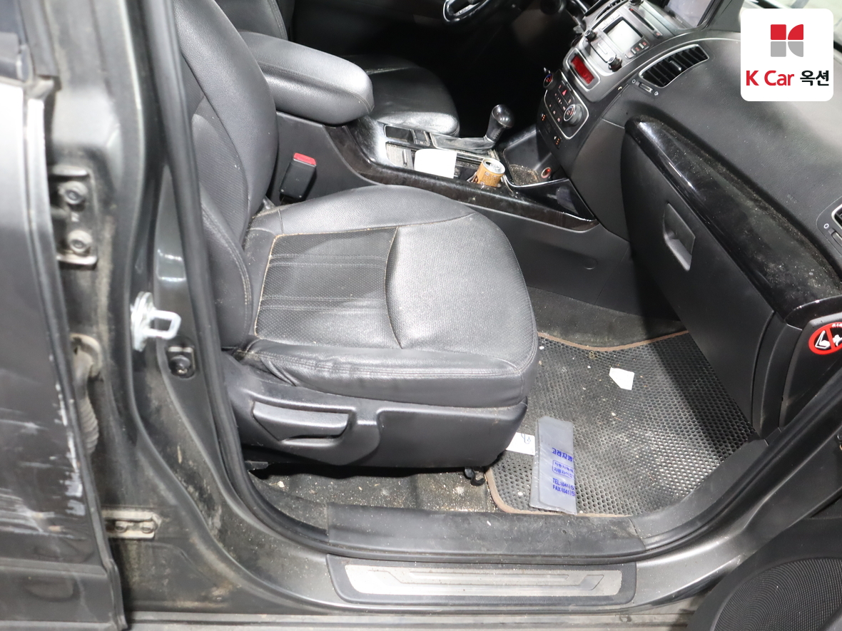 كيا سورينتو 2013 - صورة 32