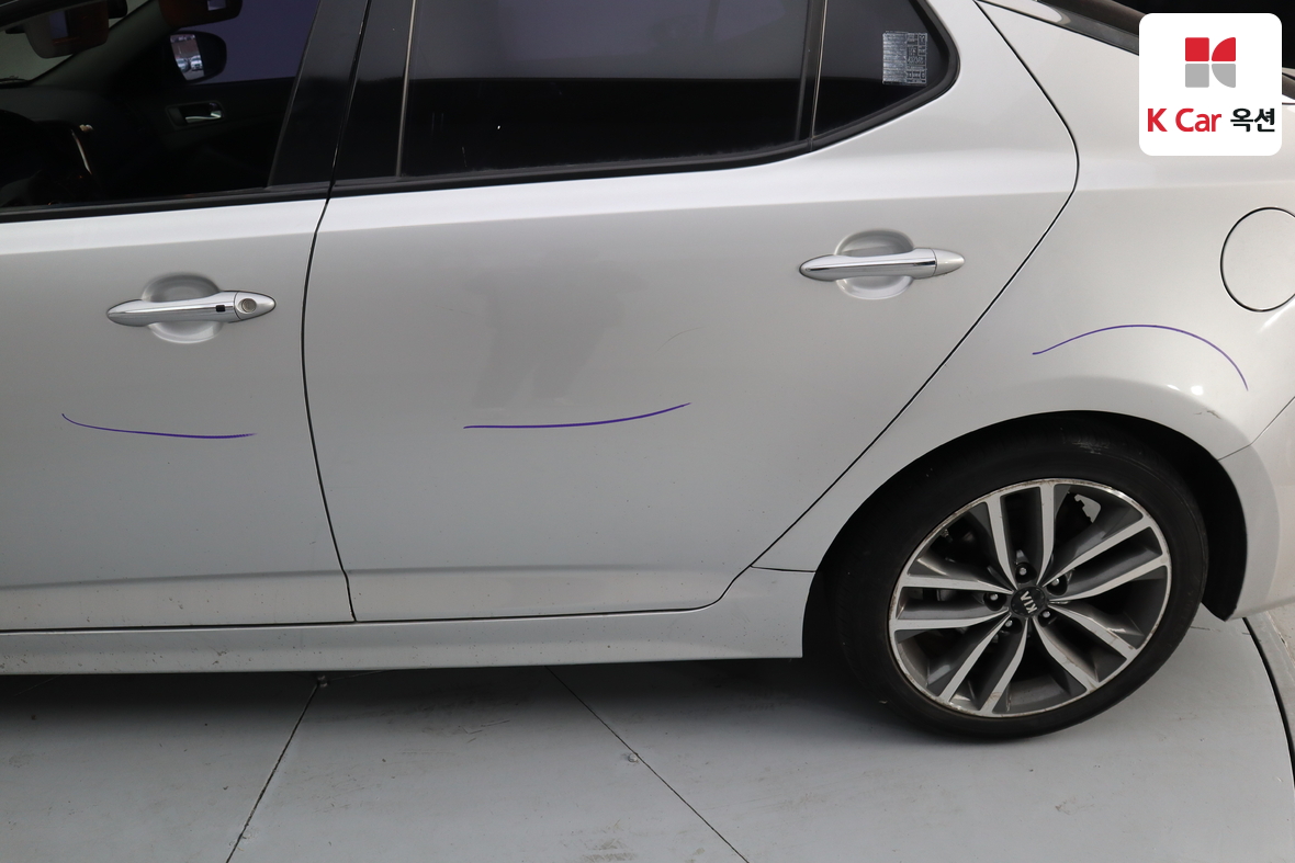 Kia K5 2014 - Image 39