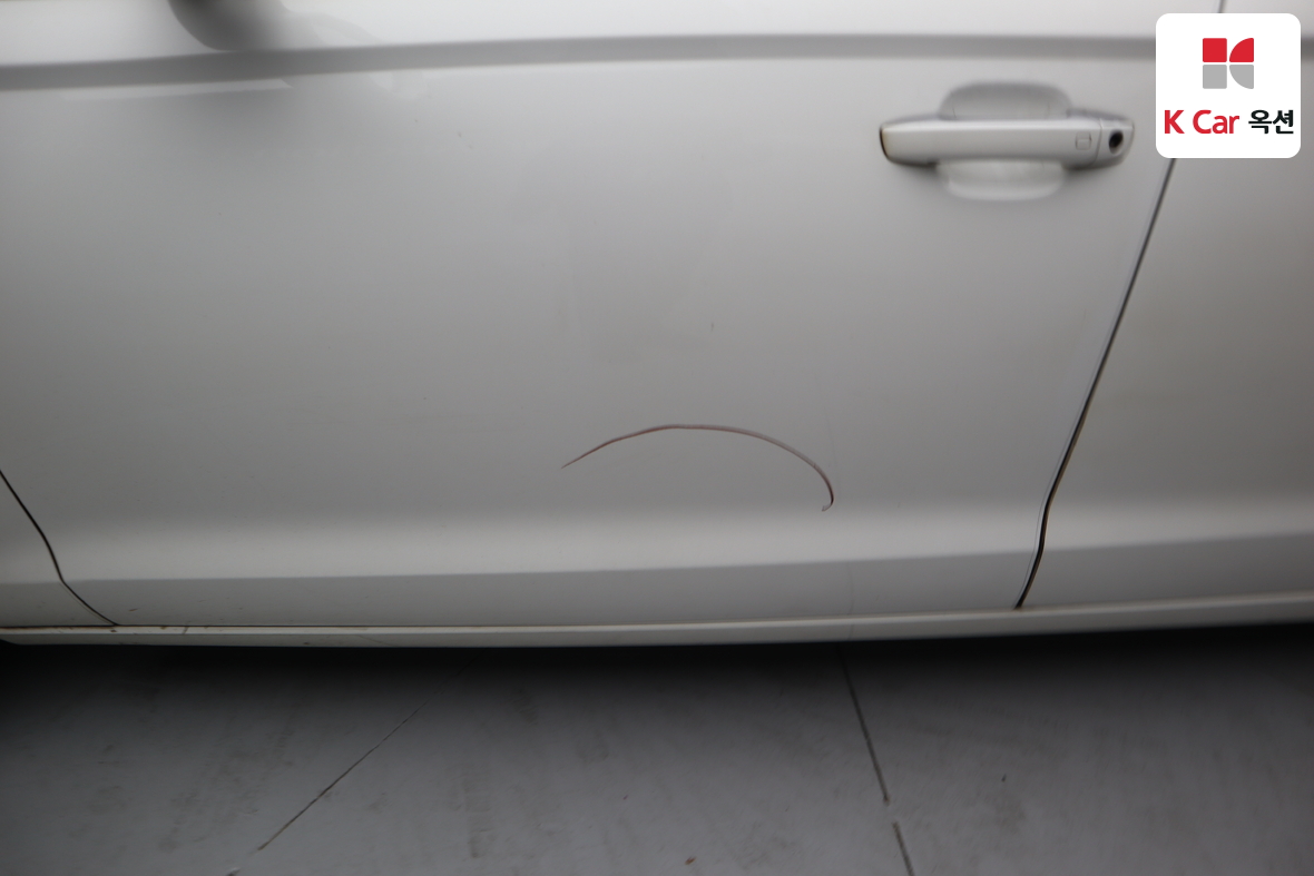 Audi A6 2012 - Image 40