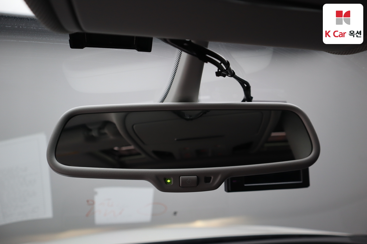 Audi A6 2012 - Image 12