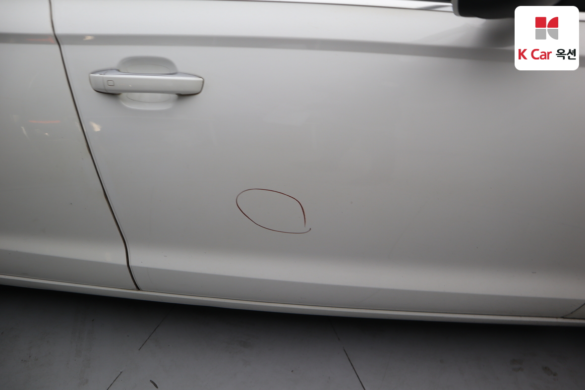 Audi A6 2012 - Image 37