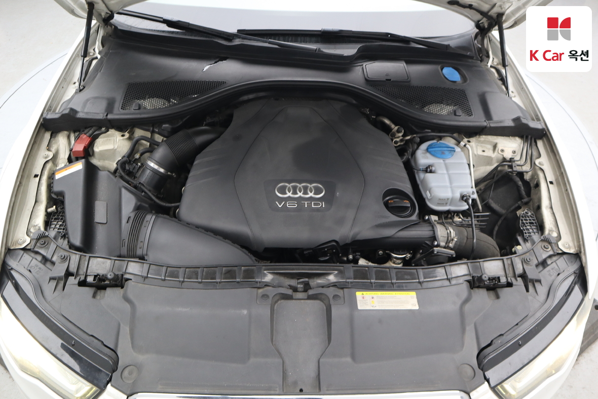 Audi A6 2012 - Image 34