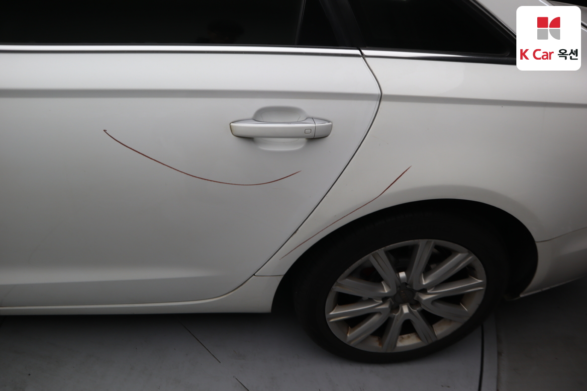 Audi A6 2012 - Image 41