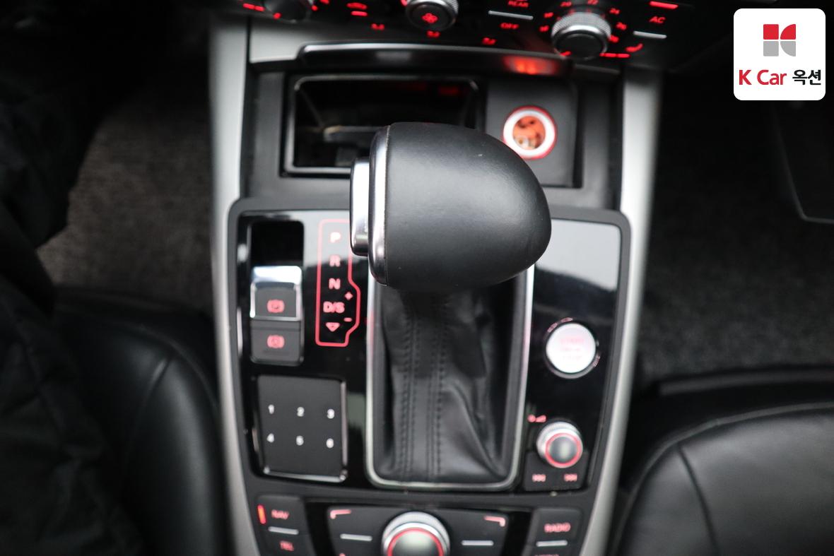 Audi A6 2012 - Image 16