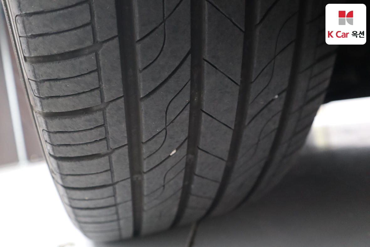 Audi A6 2012 - Image 33