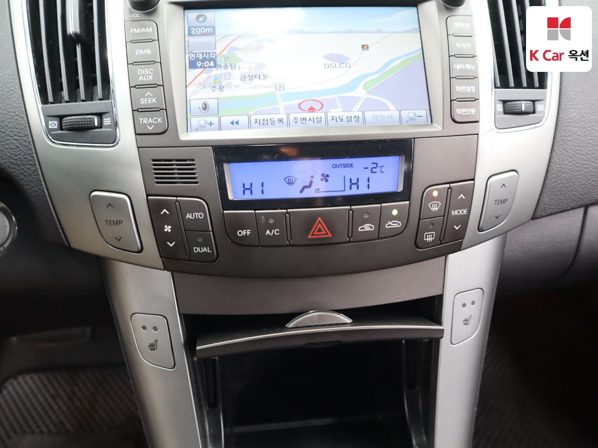 Hyundai Sonata 2010 - Image 15