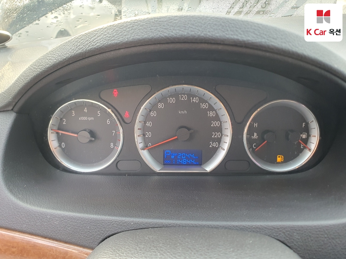 Hyundai Sonata 2010 - Image 5