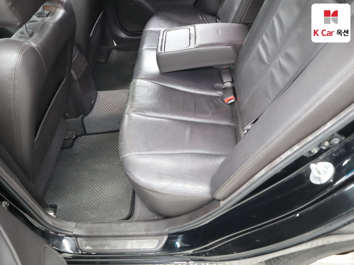 Hyundai Sonata 2010 - Image 22