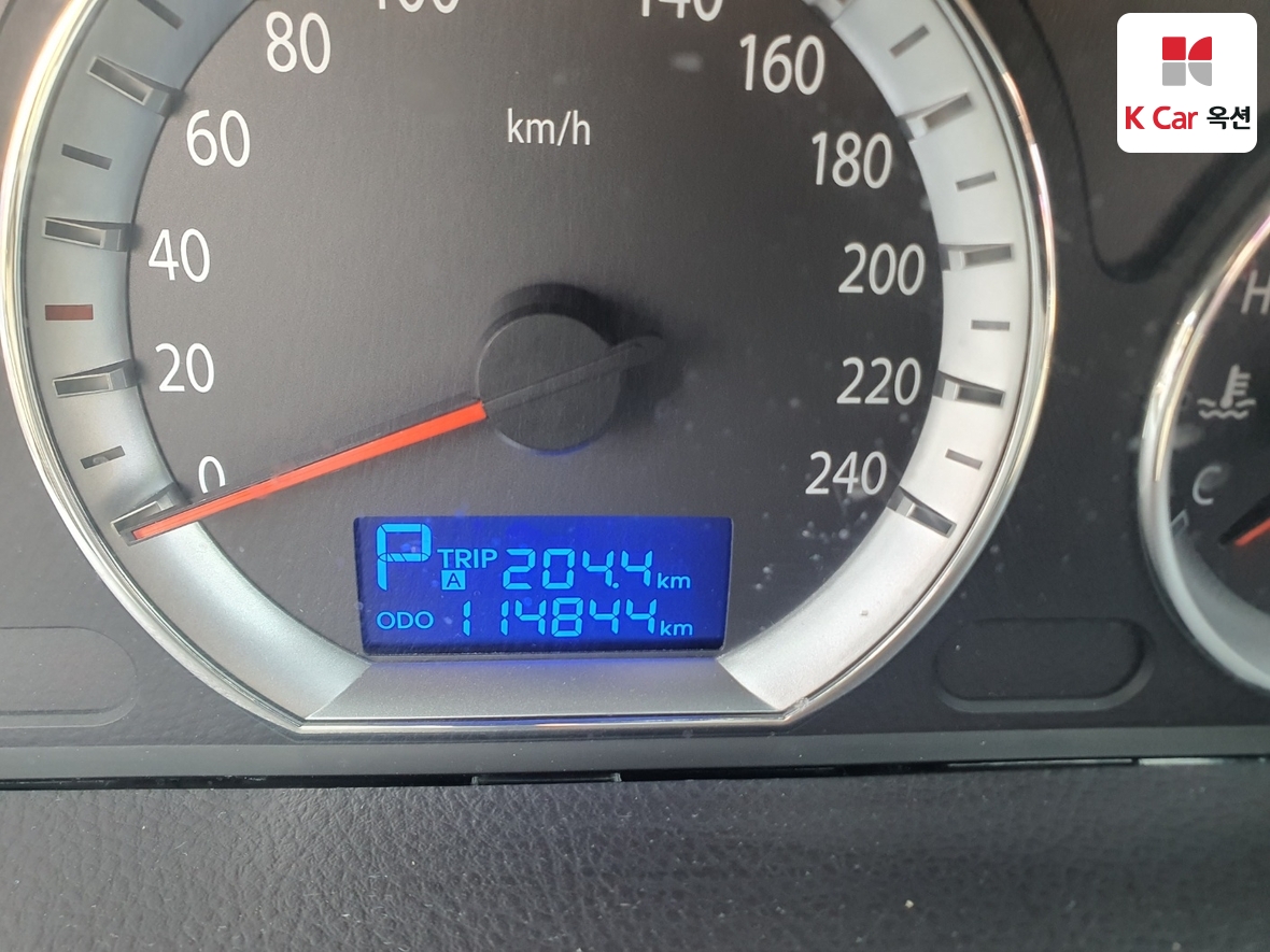 Hyundai Sonata 2010 - Image 4