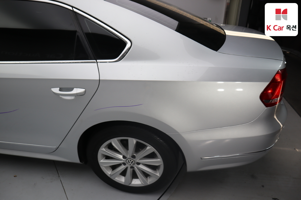 Volkswagen Passat 2015 - Image 35