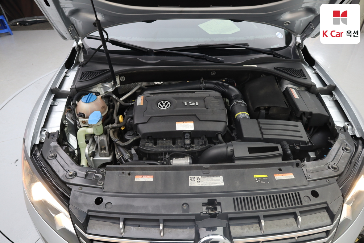 Volkswagen Passat 2015 - Image 32