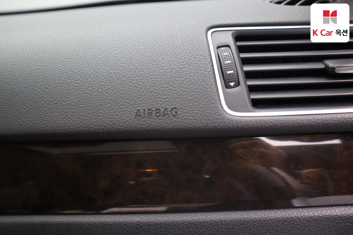 Volkswagen Passat 2015 - Image 30