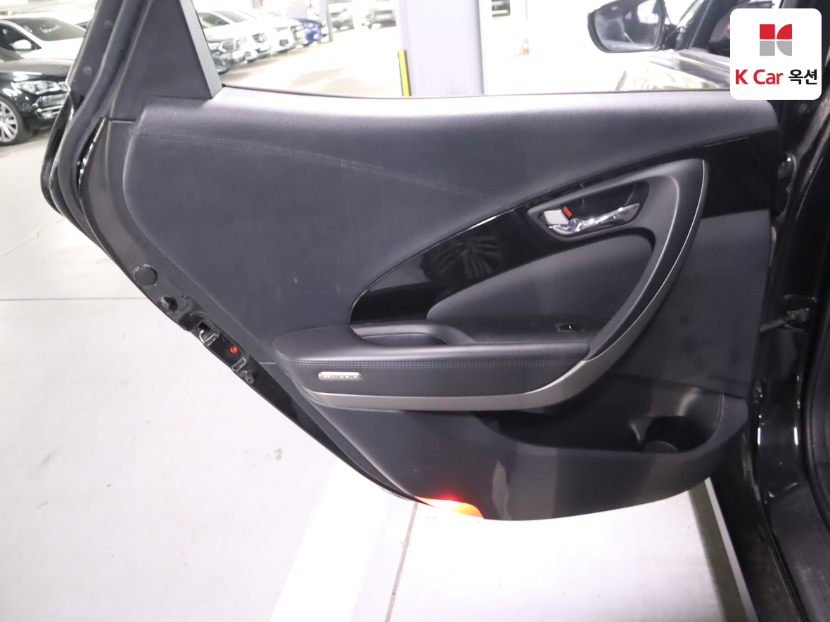 هيونداي أزيرا 2014 - صورة 24