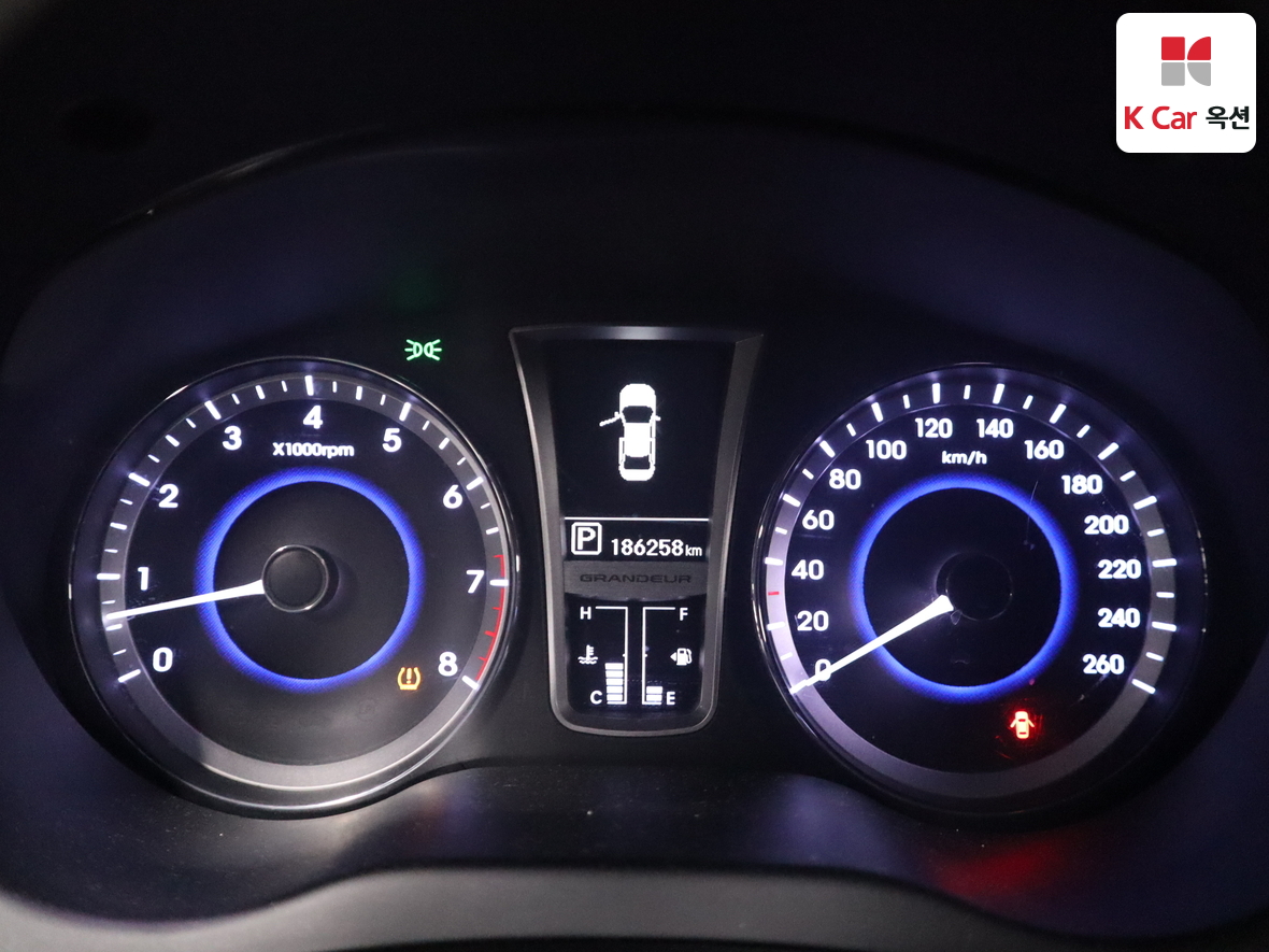 هيونداي أزيرا 2014 - صورة 5