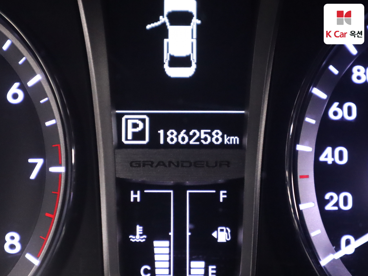 هيونداي أزيرا 2014 - صورة 4