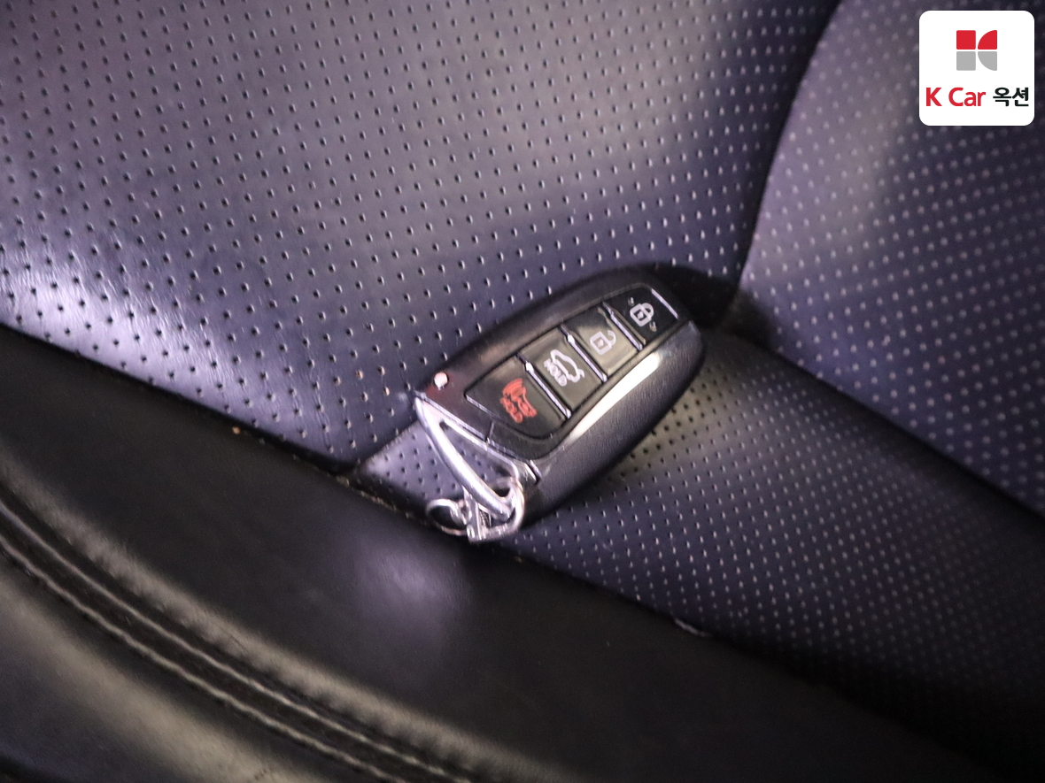 هيونداي أزيرا 2014 - صورة 18