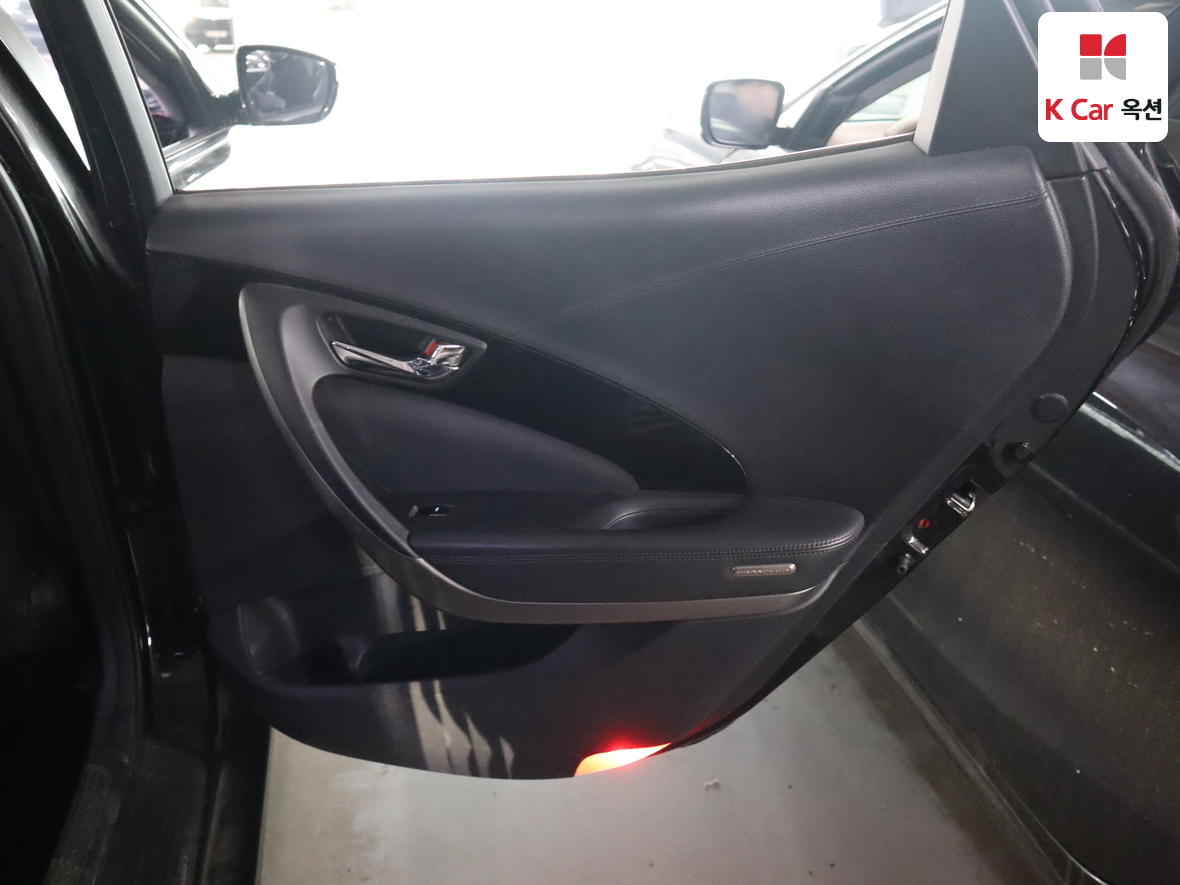 هيونداي أزيرا 2014 - صورة 29