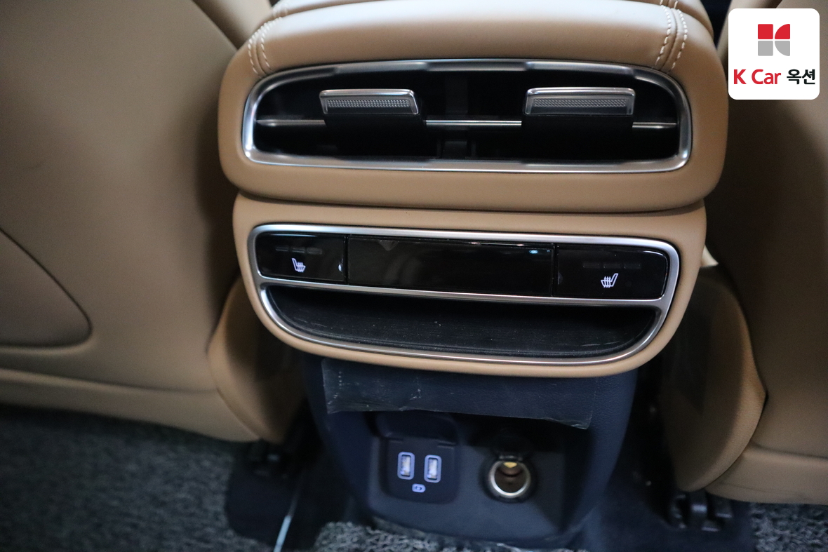 جينيسيس GV80 2020 - صورة 25