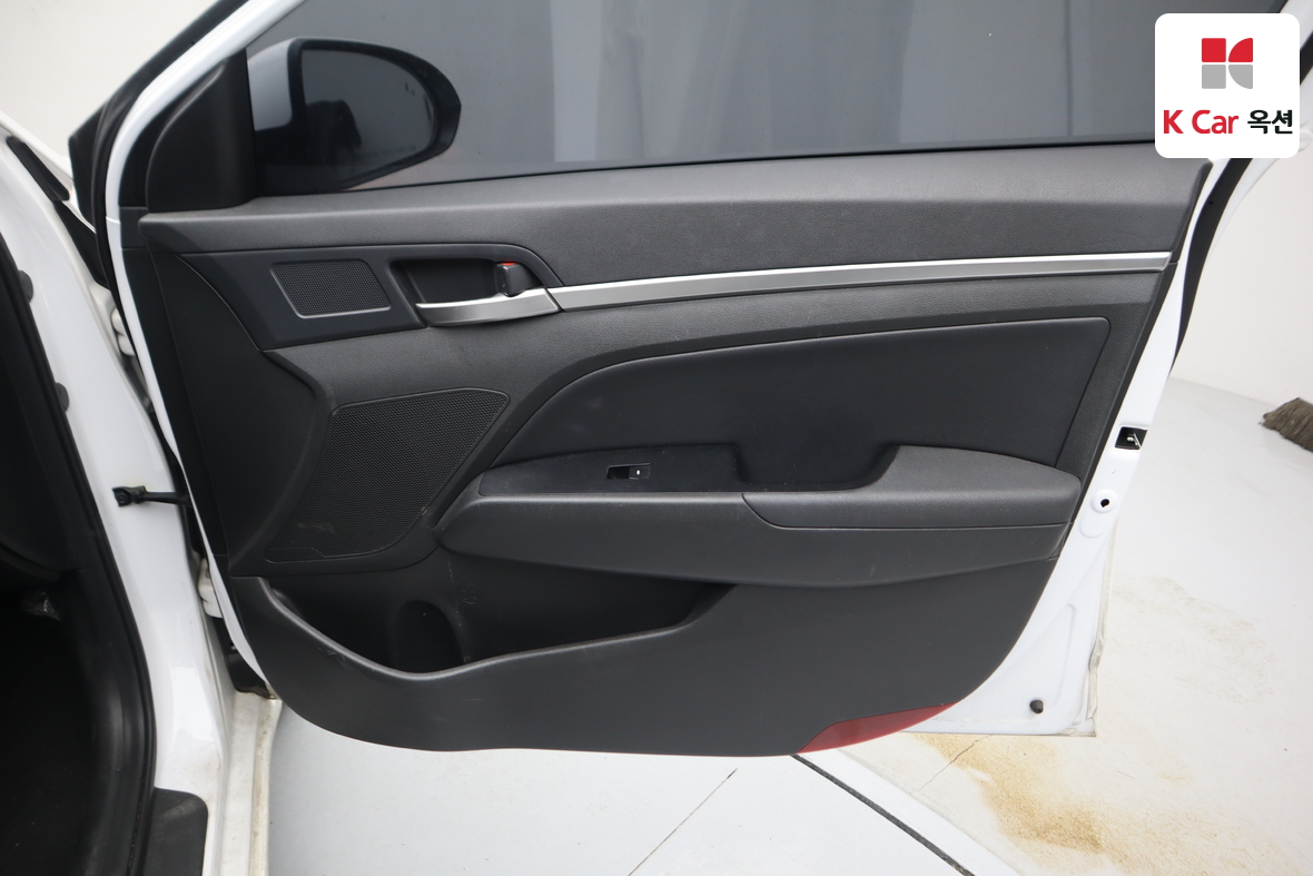 هيونداي إلانترا 2020 - صورة 26