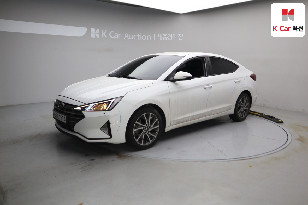 هيونداي إلانترا 2020 - صورة 1