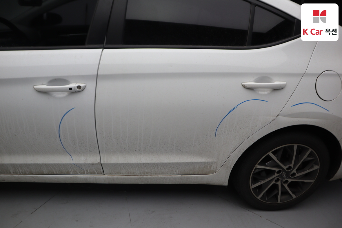 هيونداي إلانترا 2020 - صورة 37