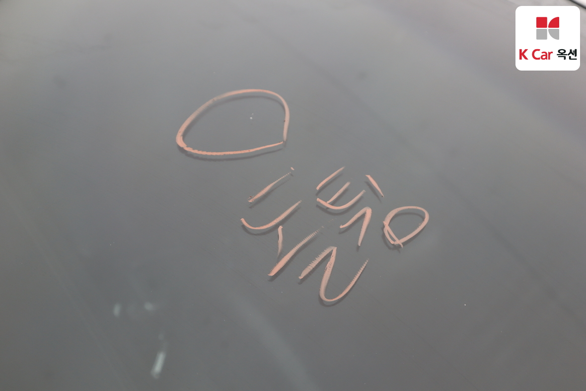 هيونداي جينيسيس EQ900 2016 - صورة 35