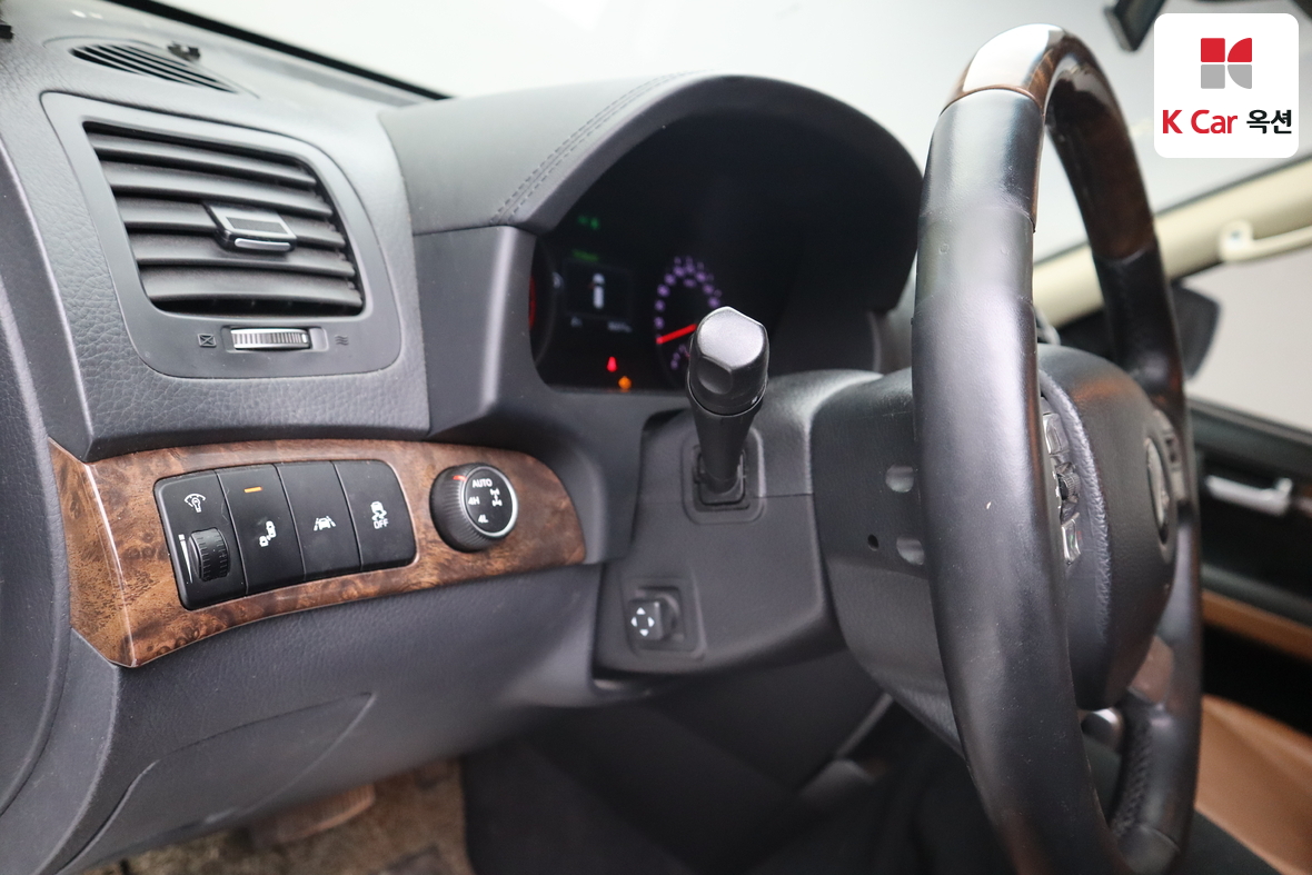 Kia Mohave 2017 - Image 9