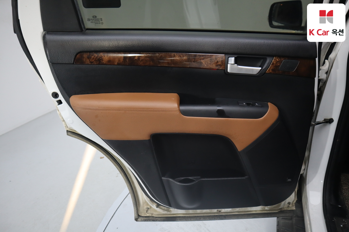 Kia Mohave 2017 - Image 20