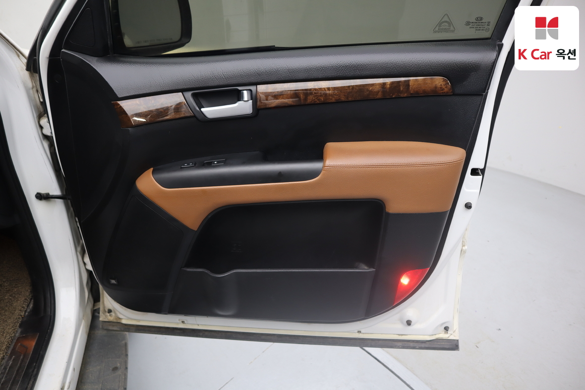 Kia Mohave 2017 - Image 28