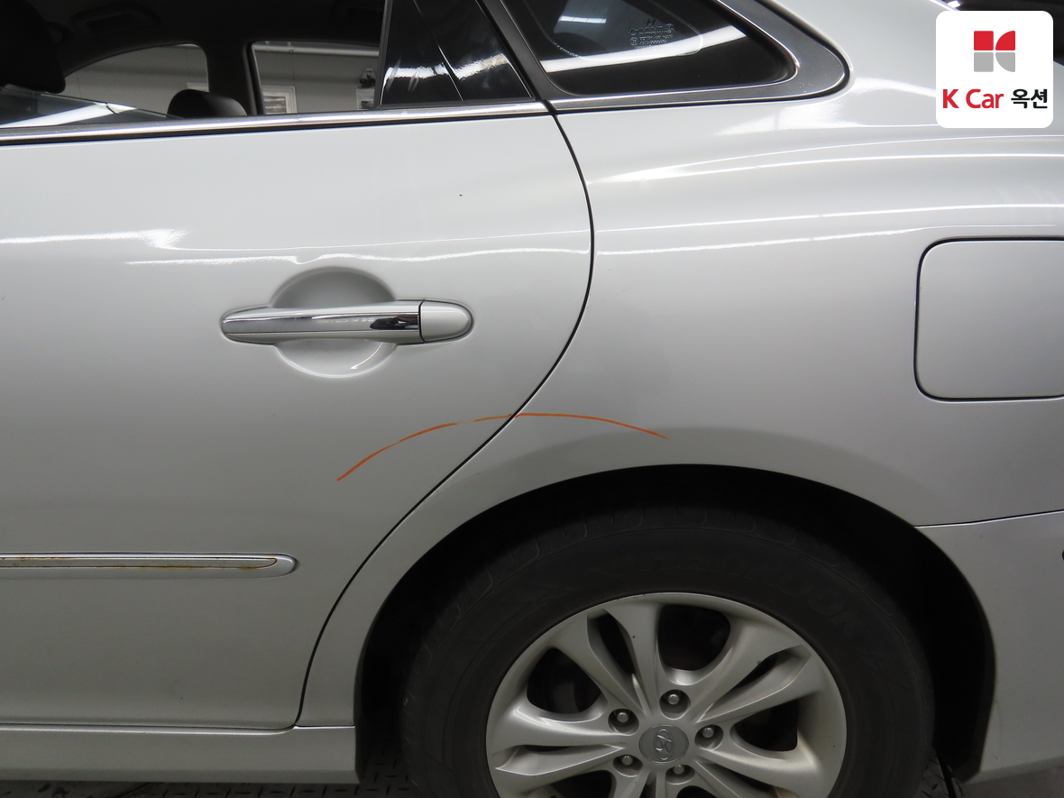 Hyundai Grandeur 2010 - Image 36