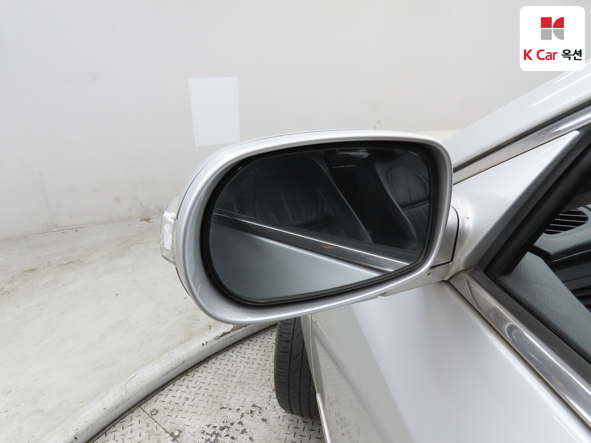 Hyundai Grandeur 2010 - Image 20