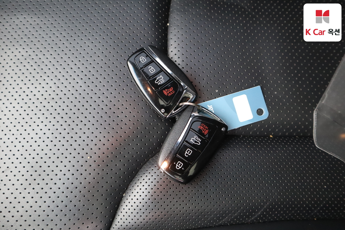 Hyundai AZERA 2014 - Image 17